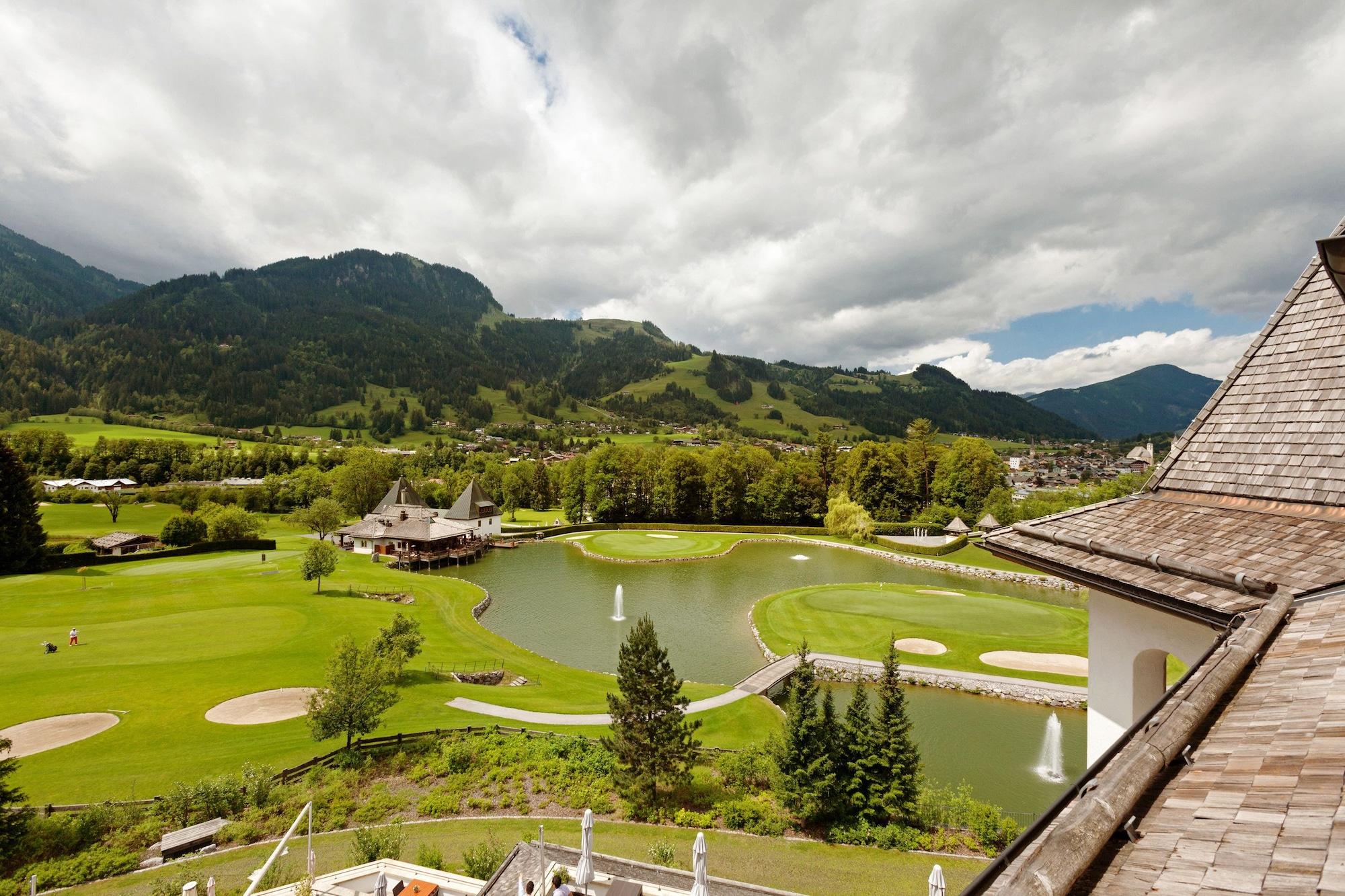 Schlosshotel Kitzbuehel A-Rosa Collection 외부 사진 Golf course in Bad Tölz