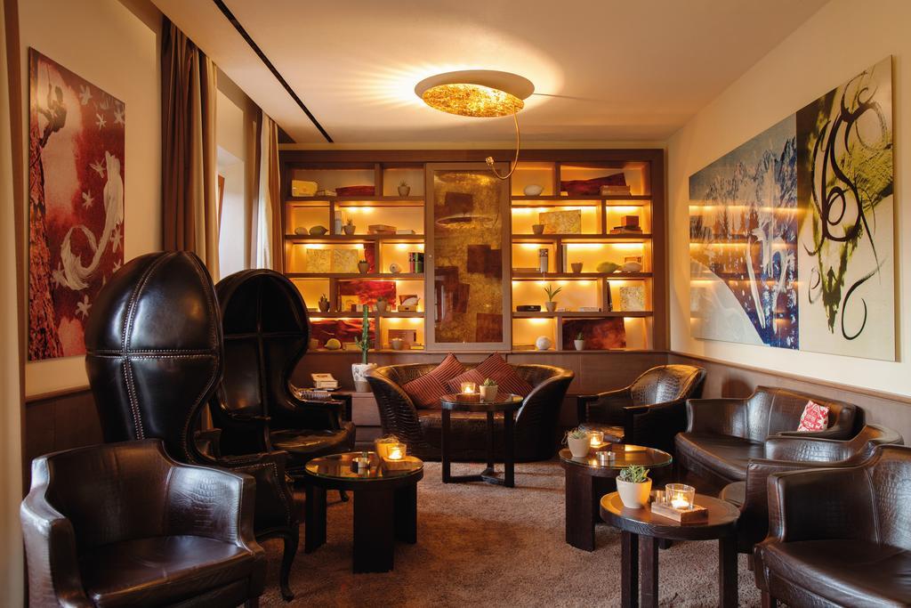 Schlosshotel Kitzbuehel A-Rosa Collection 외부 사진 The Library