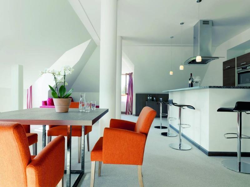 Schlosshotel Kitzbuehel A-Rosa Collection 외부 사진 Interior of a penthouse apartment